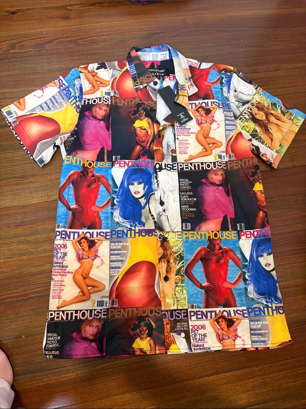 Cover Print Short Sleeve Button-Up Shirt - Multicolor